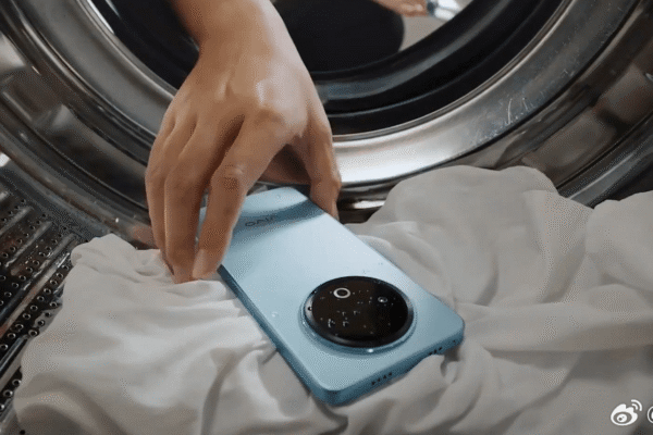 Vivo Y500 5G Launched: AMOLED Display, Dimensity 7300, 8,200mAh Battery