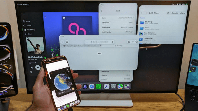 DeX Mode On iPhone: Device Runs iPadOS Thanks To iOS 26.1 Vulnerability