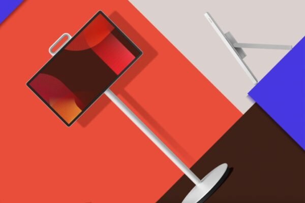 Samsung’s new 27-inch portable display has a three-hour battery life