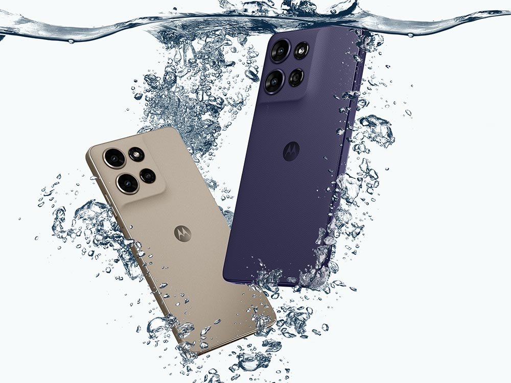 The $299 Moto G Power (2026) goes all-in on durability, drops wireless charging