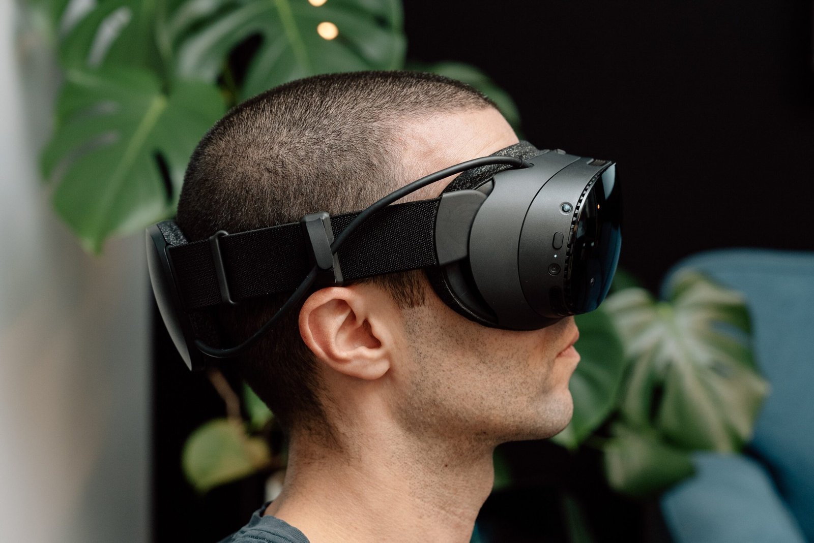 Valve just imported 13 tons of VR headsets in one day