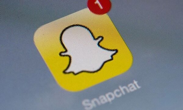 Snapchat Bans AI-Generated Videos From Spotlight Tab